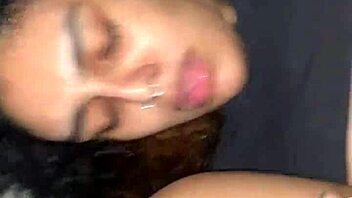 Latina Babe Gives Blowjob After Intense Gym Workout