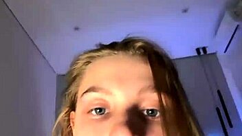 Fingering Tight Pink Pussy So Hot