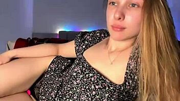 Fingering Tight Pink Pussy So Hot