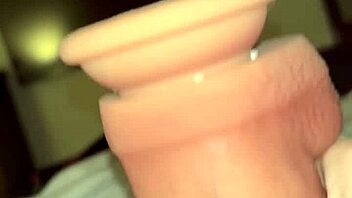 i'm a housewife with tiny pussy lovin big cock