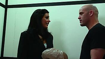 the story of a rough hardcore milf's afternoon bang, quickie sex with amateurs, tits bouncing in group fucking