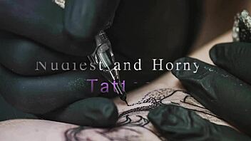 Big Ass Girl While Tattoo Feeling Horny And Seduce The Artist