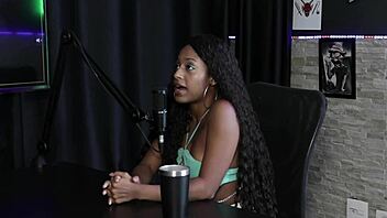 j� fez v�rias menage a personalidade lhe atrai estranhou porque n�o estava sendo comida disse como come�ou - vicky menage sheer red