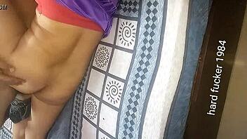 कुंवारी नातिन को कराई लौड़े की सवारी pt 2