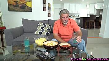 Flirty Babe Liza Rowe Fucks Older Guy