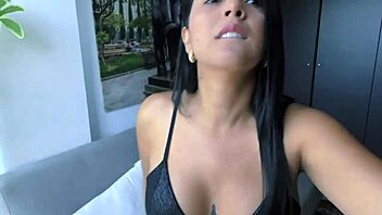 leaked viral video of lina henao fucking max cartel in medellin public spot scandal trending