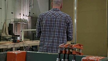 Watch me fuck this mature mom in bed.