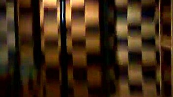 colombian woman in hotel knows how to handle things well