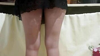 employee flashes hot ass at work making me crazy horny