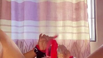 Big ebony woman enjoys solo pleasure softly