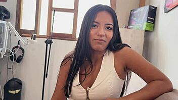 watch me fuck, horny brunette