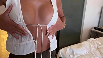 He Can't Resist My Bouncing Round Ass in Big Booty Doggy and Rough Sex on the Table