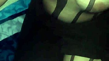 i meet my ex girlfriend and we get hot and have homemade sex