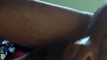 amateur video of cumshot on hairy pussy