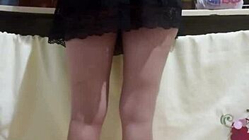 employee flashes hot ass at work making me crazy horny