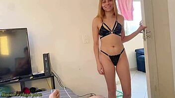 Fui Pego Batendo Uma E Comi O Cuzinho Apertado Na Novinha Curiosa Completo No Red