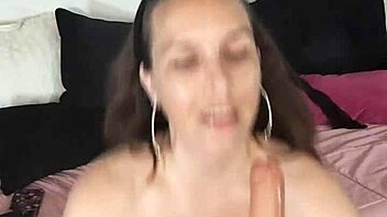 Kelly Kendricks Gets Slutty In A Streamate Private Show