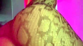 Ebony Amateur Jumps On Bodybuilder's Monster Cock, Screaming As Her Dirty Pussy Gets Creamy