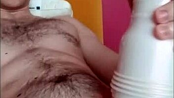 Why does this pretty boy use toys to cum hard in dorm solo?