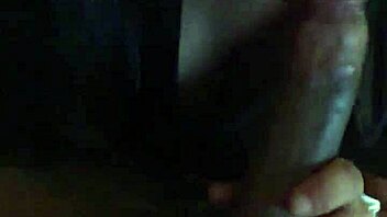 I give kingdinglong a bbc gumjob