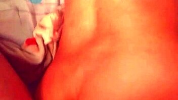 Giving a good morning to my bestie! Close up ass!