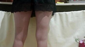 employee flashes hot ass at work making me crazy horny