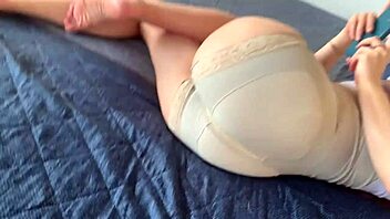 Can't Let Wet Pussy Rest