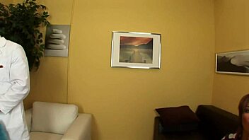 Dirty Doctor's Quick Sex Session with Moaning Babe in Hospital