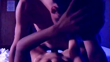 intercambiamos parejas con las personas de la habitación de al lado 😊