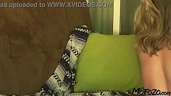 Mofozo Com - Blonde Milf Is Fucking With Her Step Daughters Boyfriend