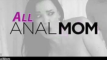 Veronica Avluv plays psychologist in office sex scenes