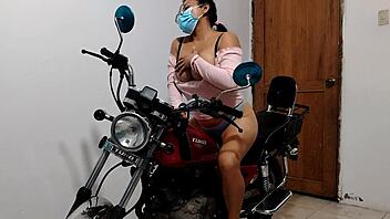 my stepdaughta sends sexy video with gift i left in her room