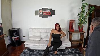 pamela sagaz always comes to play and fuck behind the cameras in homemade scenes