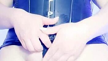 Madrastra Puta Latina Colombiana De Cameltoe Gigante Seduce A Su Hijastro Masturbándose La Vagina Y El Culo Le Encanta La Doble Penetración Usa Bhabhi Desi Sex Xxx Usa American United States