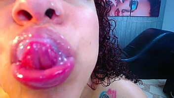 blowjob show tits cum in face