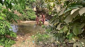 Curvy Zainab Gets Choked and Banged Outdoors During Spring Break Flashing Group