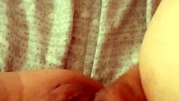 She opens her pussy for the white guy invitingly