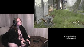 Naked BBW Plays Last Of Us 2 Fetish Game