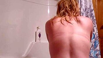 sneaky video of me getting ready for a shower