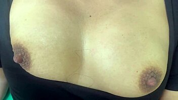 fake casting girl does initiative casting breaks pussy first