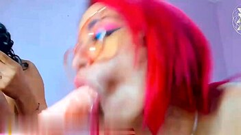 omg the hottest horny lesbians kissing and licking pussy!