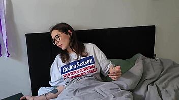 Step Sis Doesn't Notice Cum on Her Back During Massage