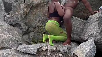 Did i seduce the guard and fuck on rock?