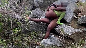 Did i seduce the guard and fuck on rock?