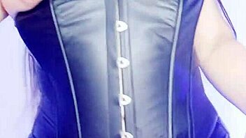 Madrastra Puta Latina Colombiana De Cameltoe Gigante Seduce A Su Hijastro Masturbándose La Vagina Y El Culo Le Encanta La Doble Penetración Usa Bhabhi Desi Sex Xxx Usa American United States