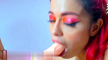 omg the hottest horny lesbians kissing and licking pussy!