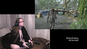 Naked BBW Plays Last Of Us 2 Fetish Game