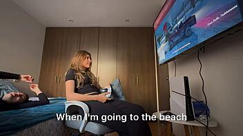 Teenagers cant be alone without exploring their bodies