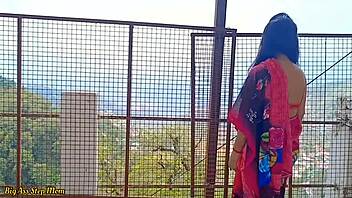 Indian Couple Fucks Outdoors Riverside