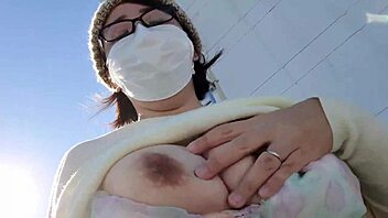 a married woman gets excited by outdoor masturbation：the full video is https www xvideos red channels aika-frau